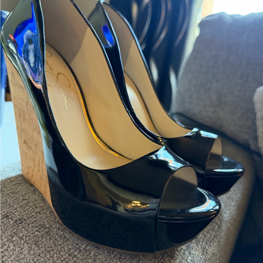 NWTIB Jessica Simpson Vegan Black Patent Wedge Heels
